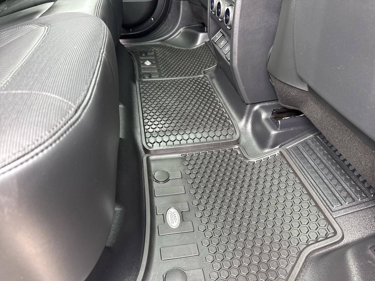 Land Rover Defender 110 X-Dynamic HSE AWD 2022