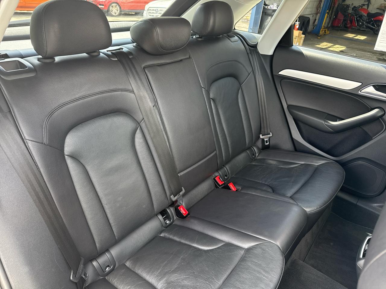 Audi Q3 2.0 TFSI Premium quattro AWD 2017