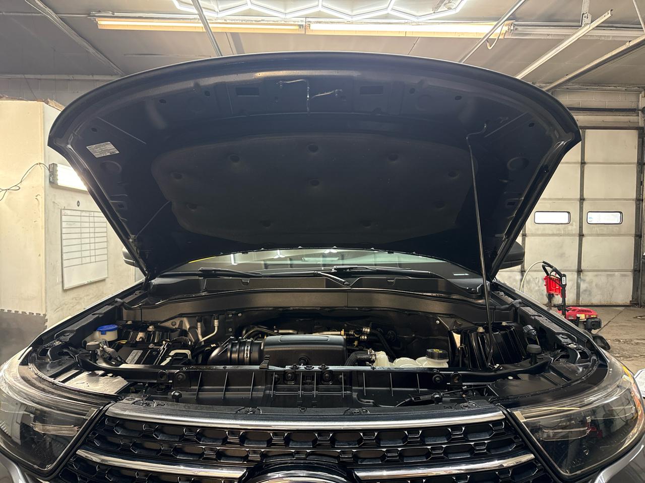 Ford Explorer 4dr XLT 4WD 2021