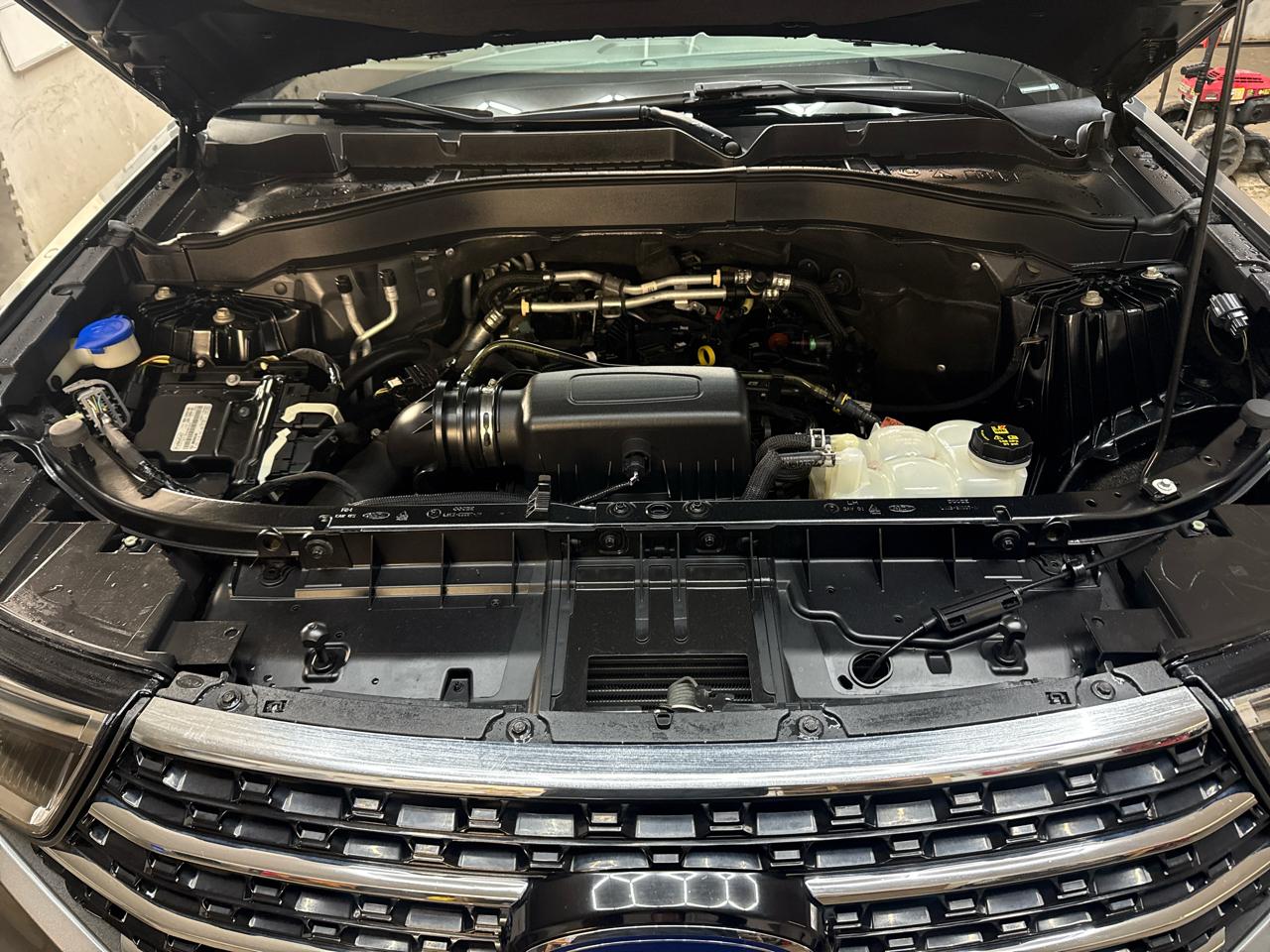 Ford Explorer 4dr XLT 4WD 2021
