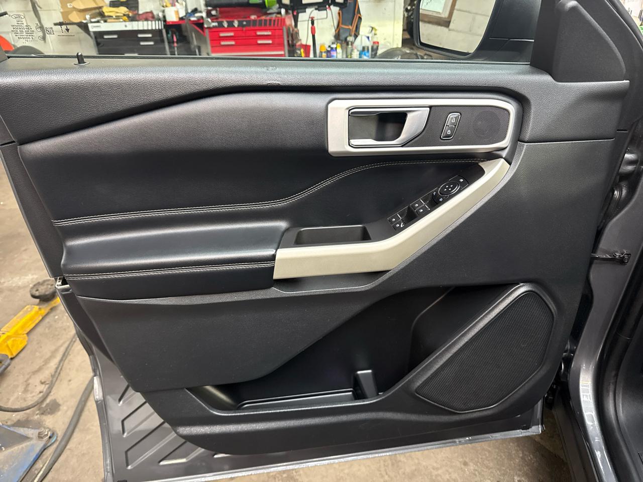 Ford Explorer 4dr XLT 4WD 2021