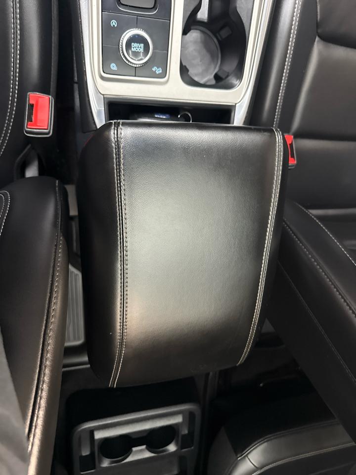 Ford Explorer 4dr XLT 4WD 2021