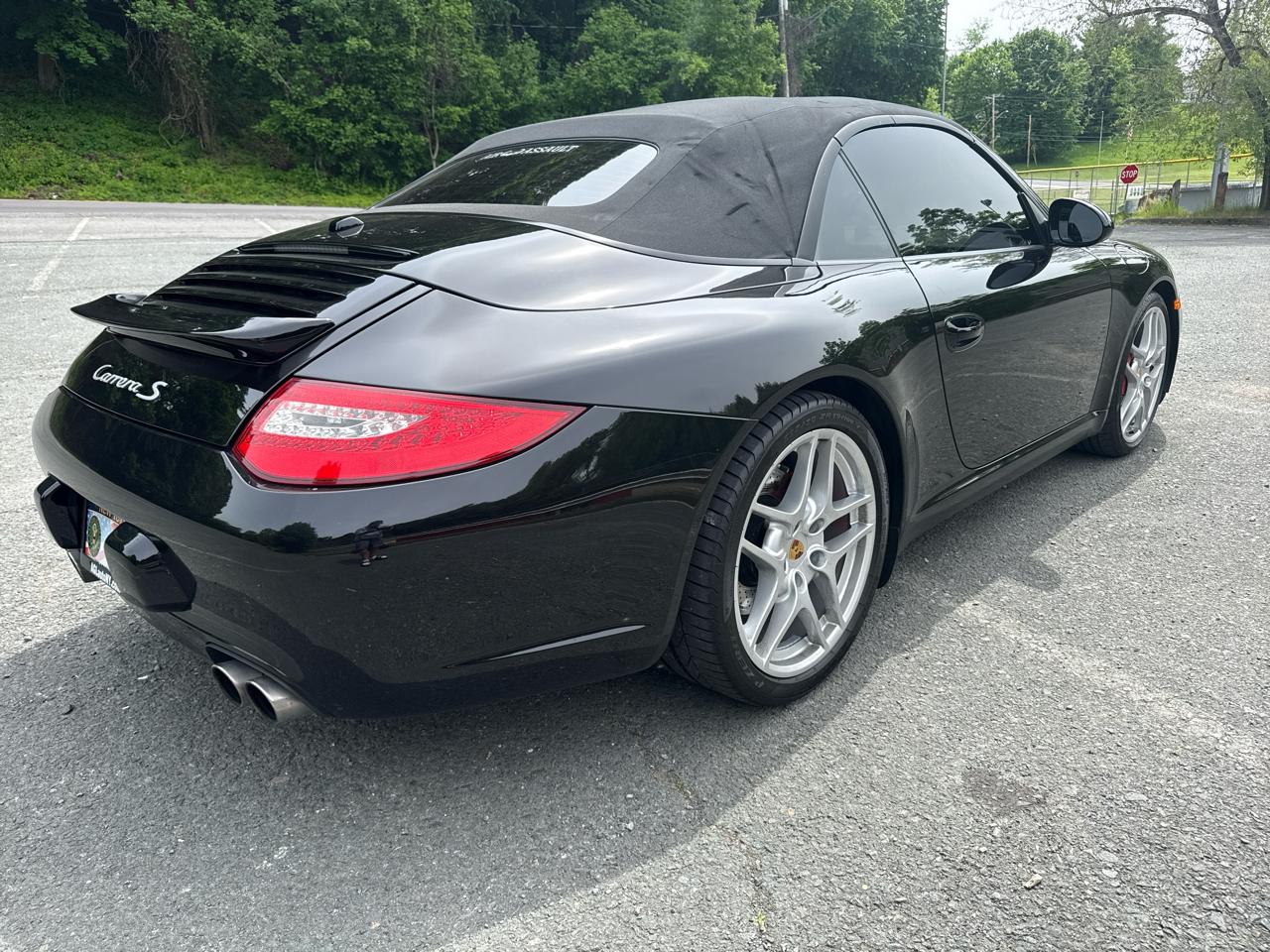 Porsche 911 2dr Cabriolet Carrera S 2010