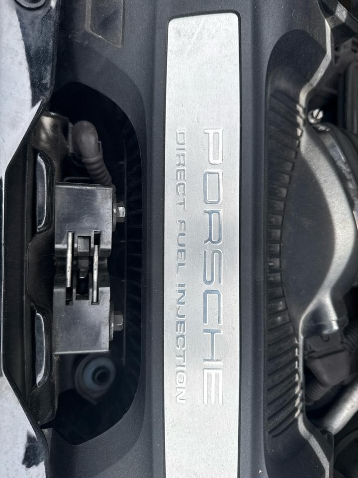 Porsche 911 2dr Cabriolet Carrera S 2010