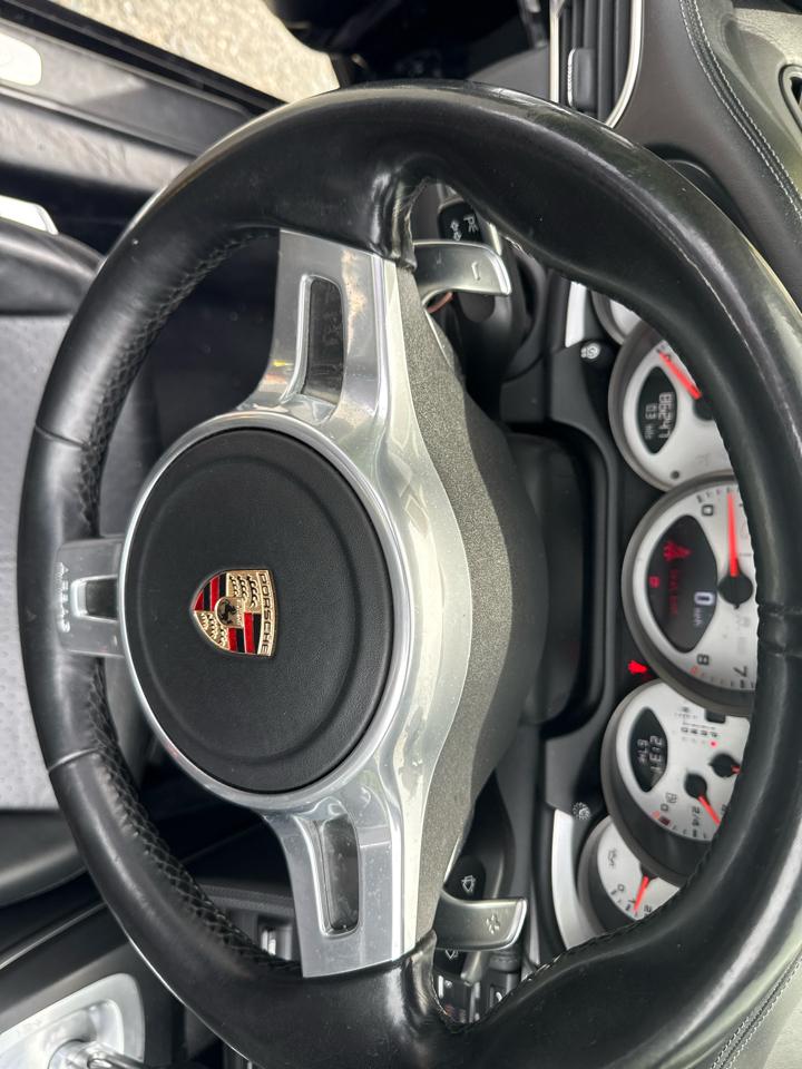 Porsche 911 2dr Cabriolet Carrera S 2010