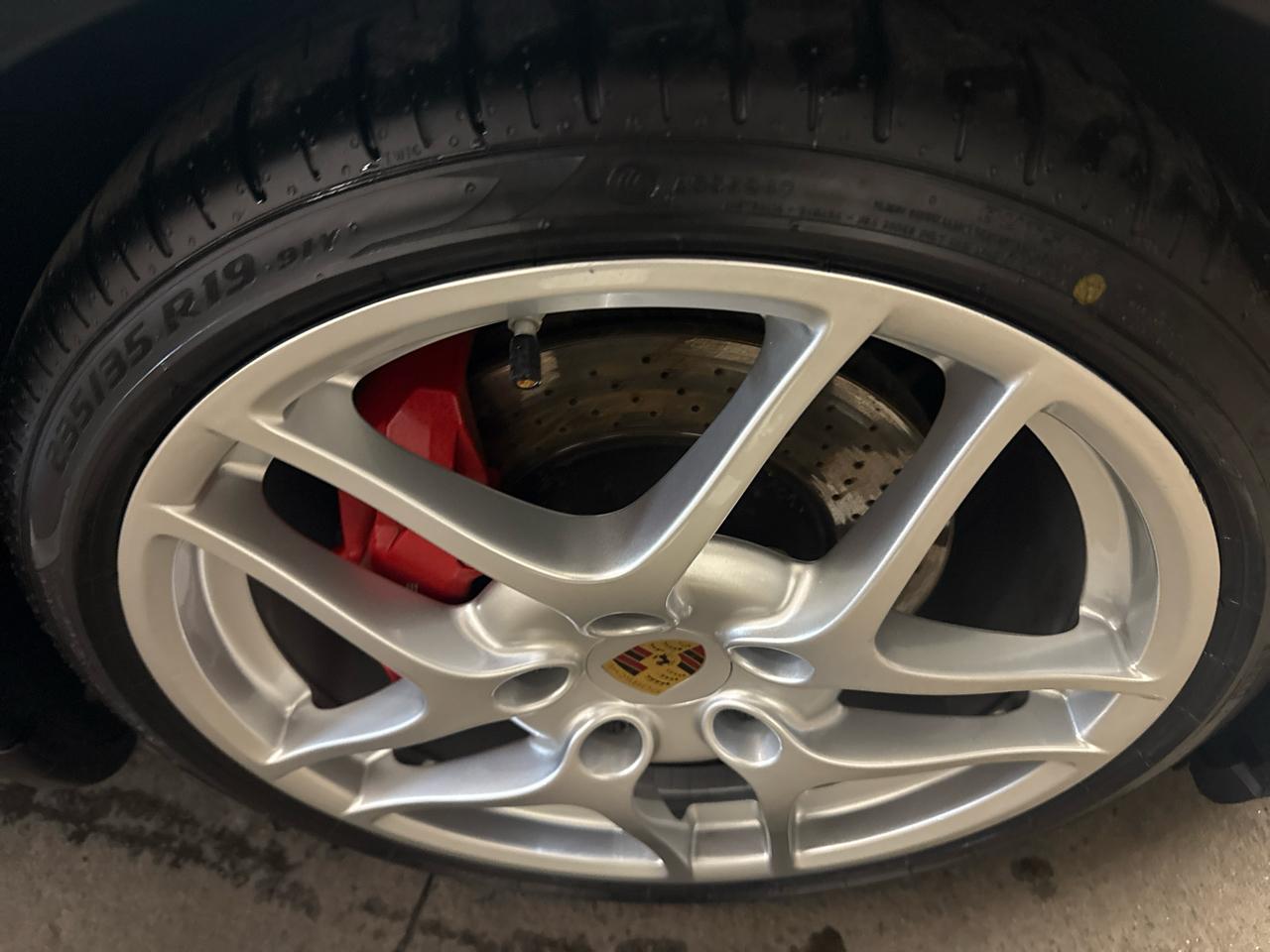 Porsche 911 2dr Cabriolet Carrera S 2010