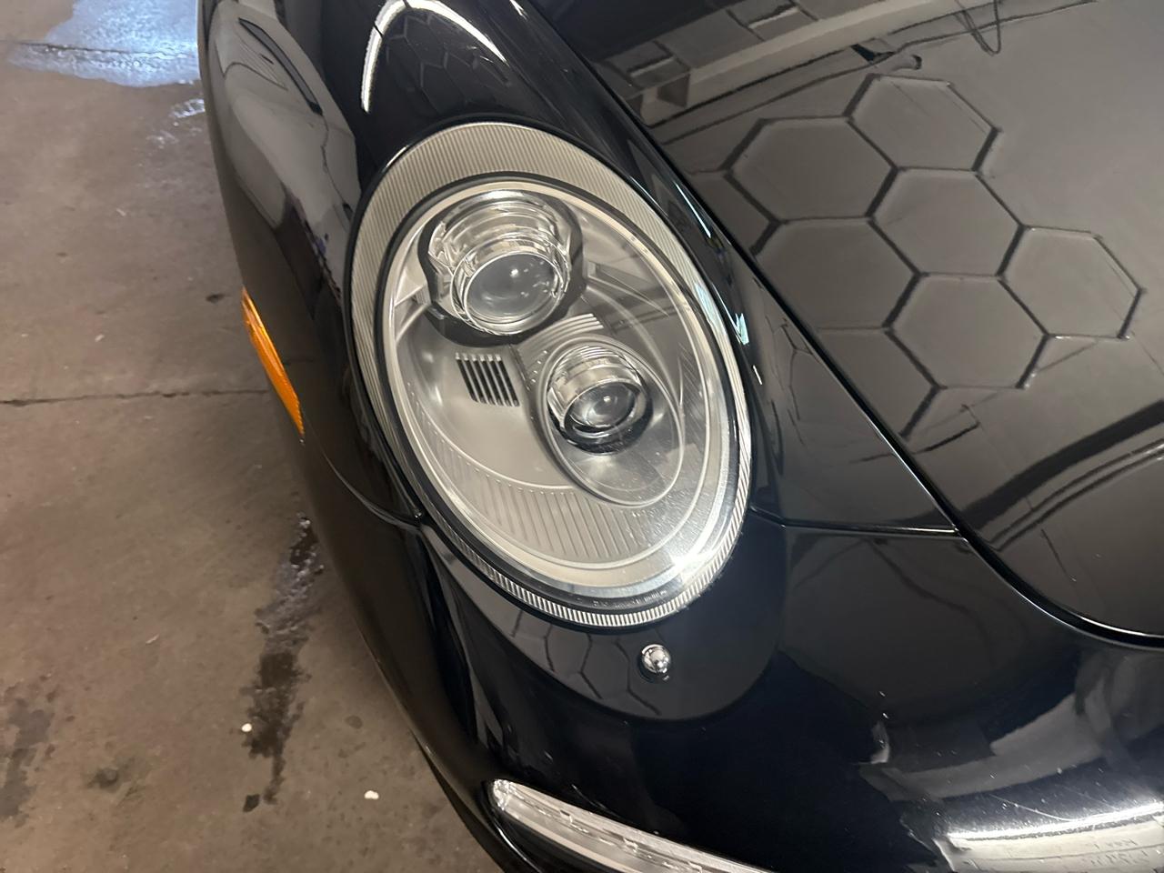 Porsche 911 2dr Cabriolet Carrera S 2010