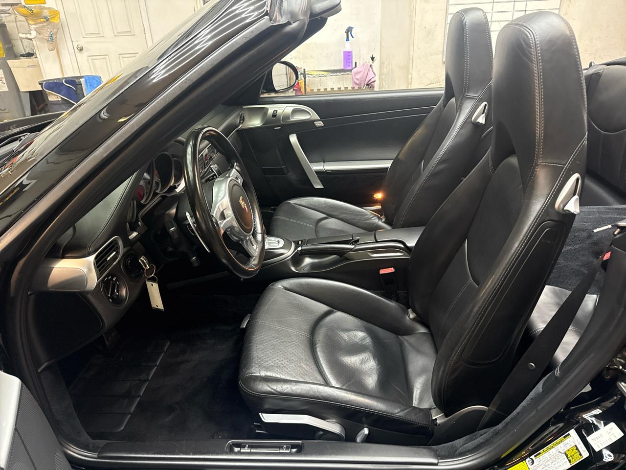 Porsche 911 2dr Cabriolet Carrera S 2010