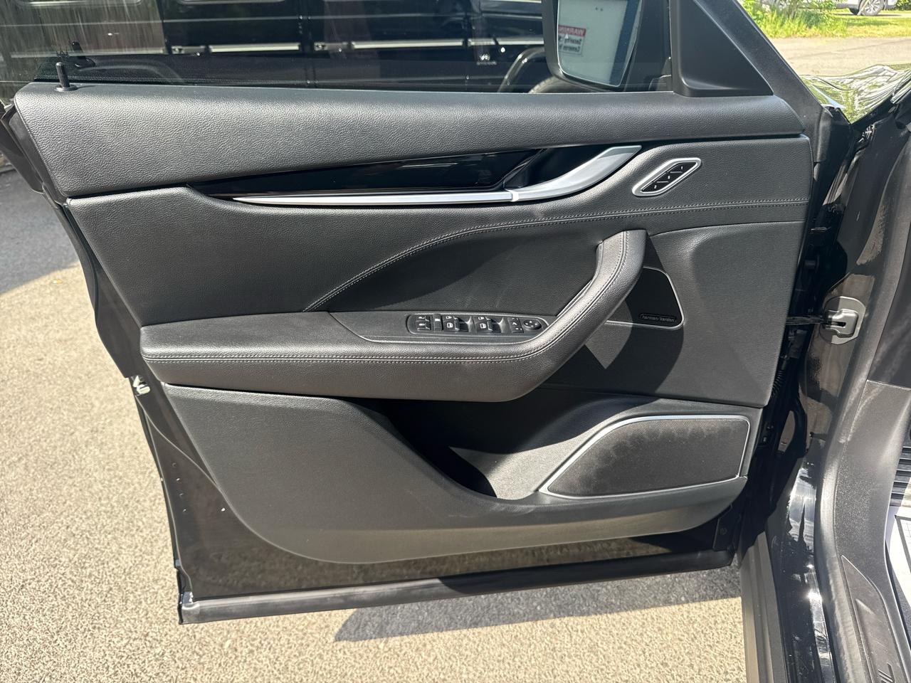 Maserati Levante GranSport 3.0L 2021