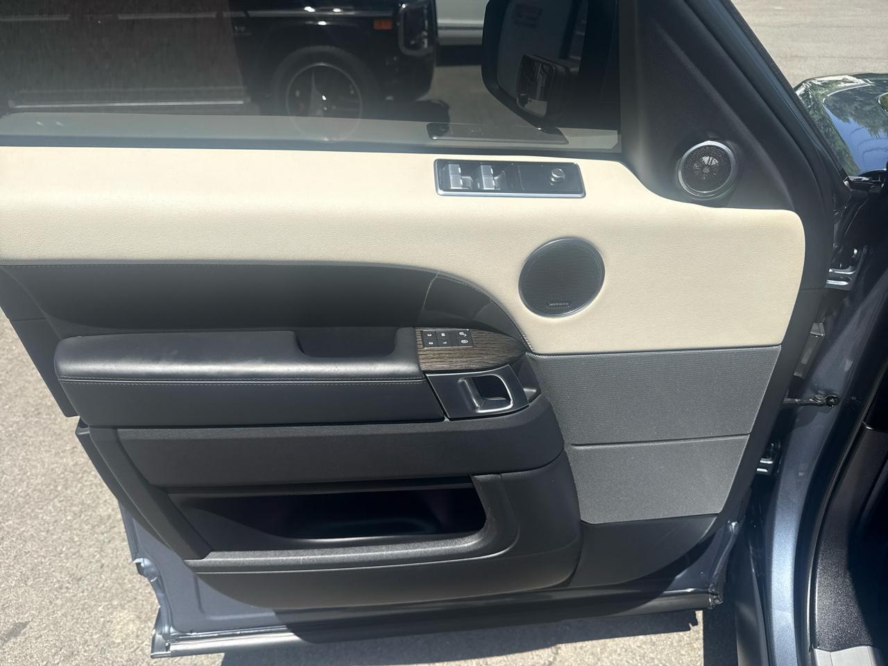 Land Rover Range Rover Sport Turbo i6 MHEV HSE 2020