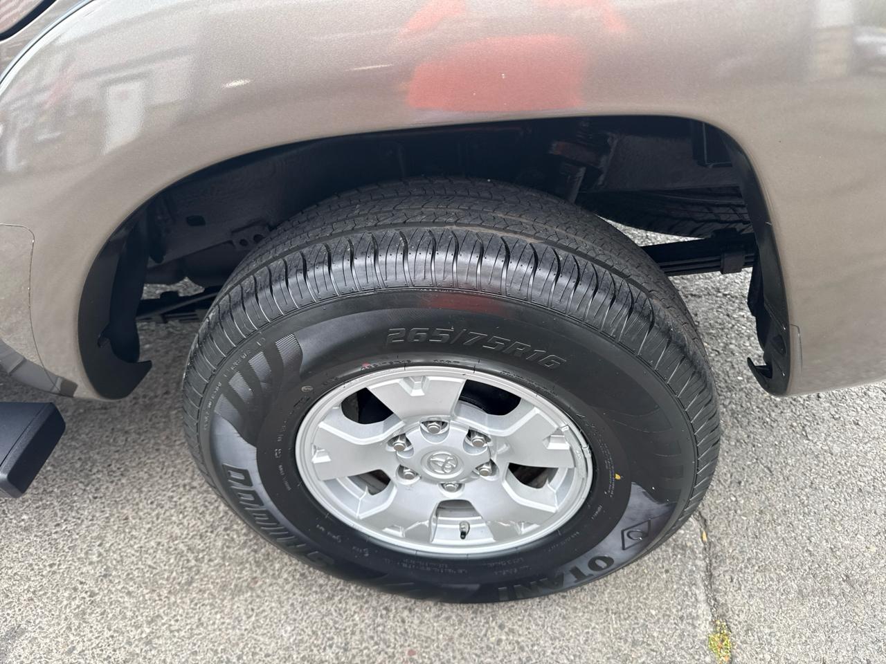 Toyota Tacoma 4WD Access Cab I4 AT (Natl) 2015