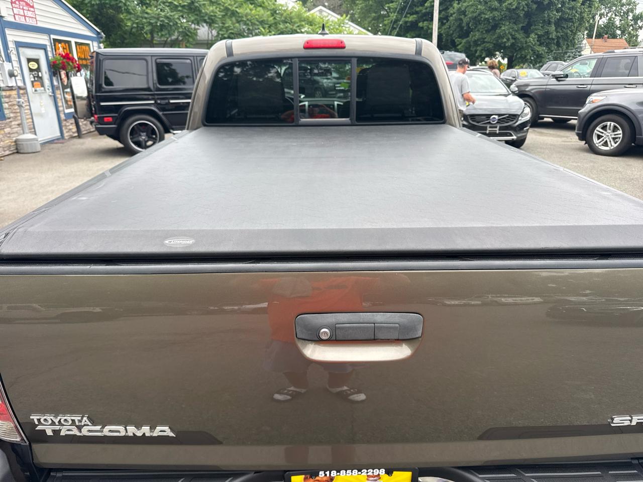 Toyota Tacoma 4WD Access Cab I4 AT (Natl) 2015