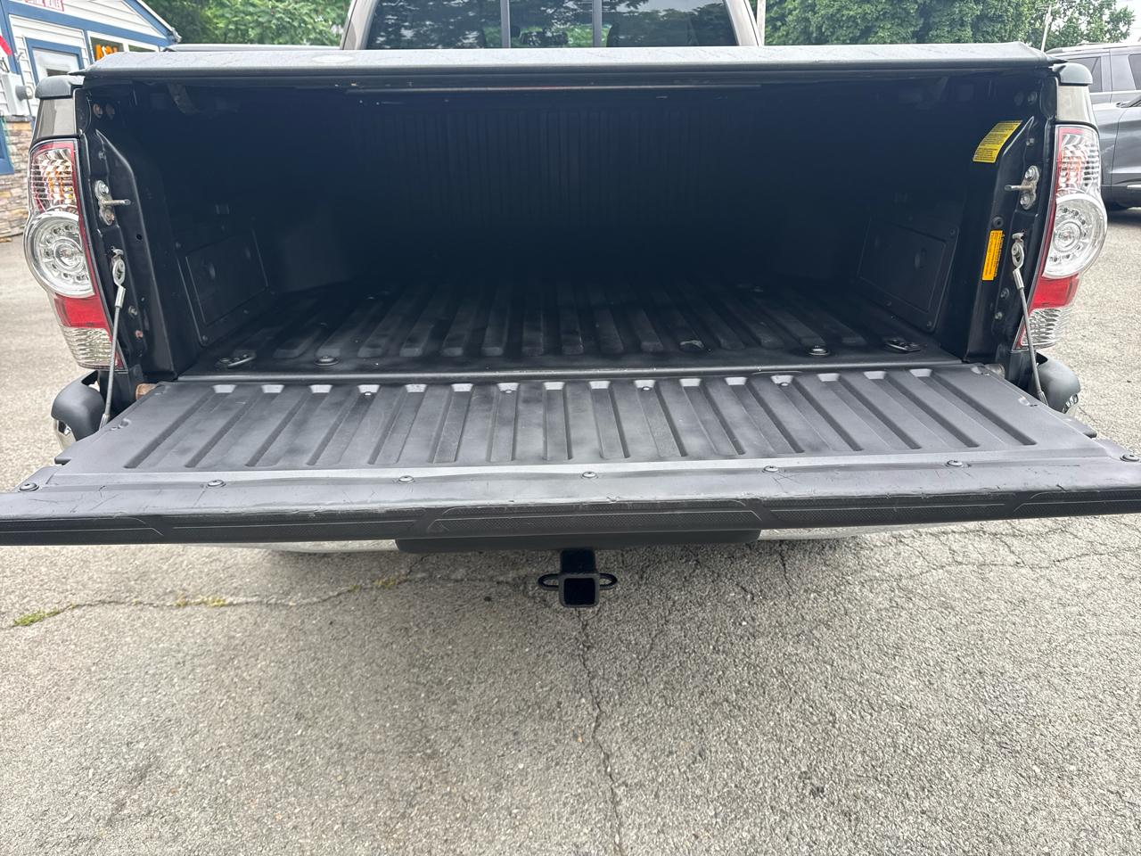 Toyota Tacoma 4WD Access Cab I4 AT (Natl) 2015
