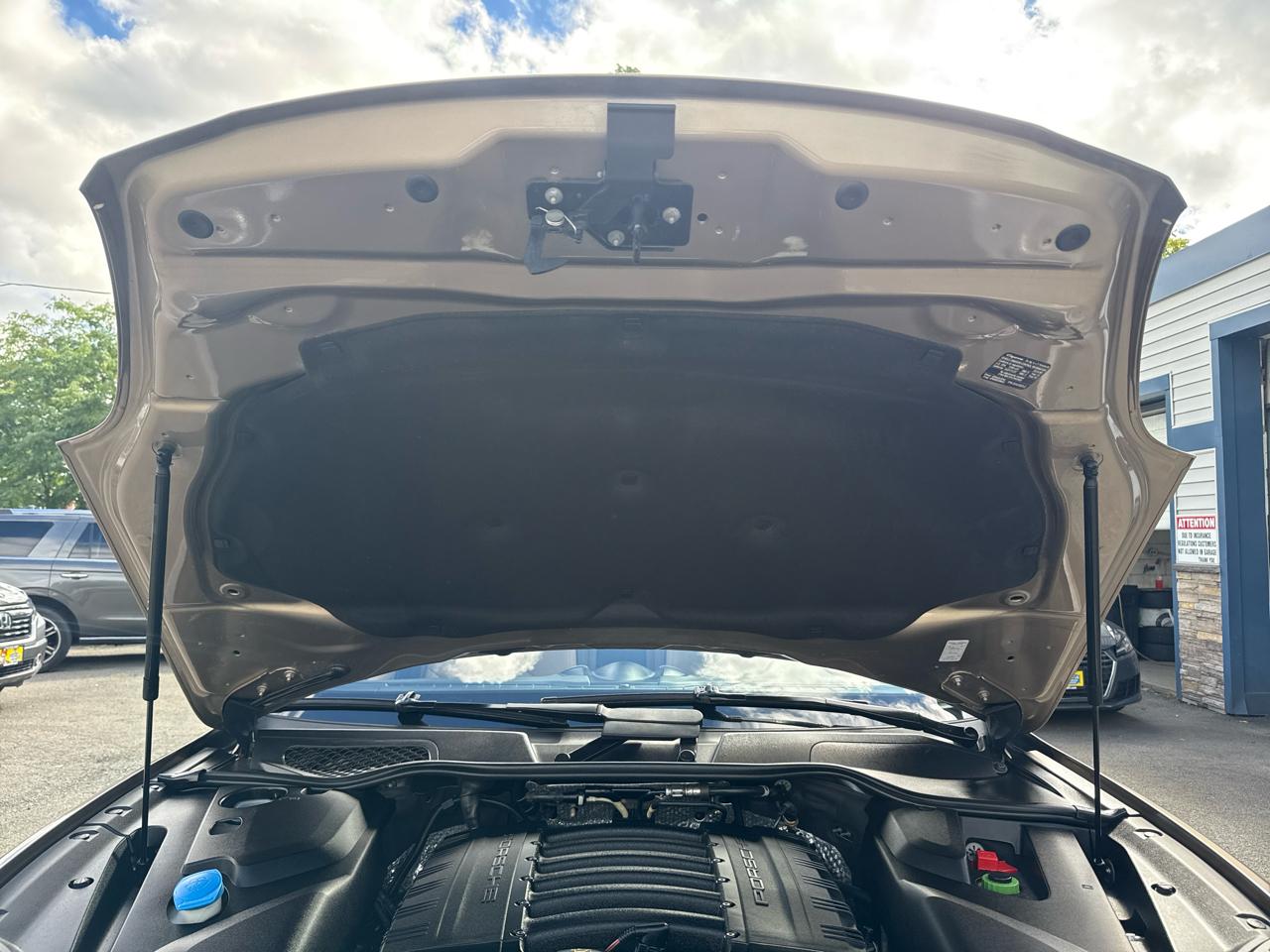 Porsche Cayenne AWD 4dr 2016