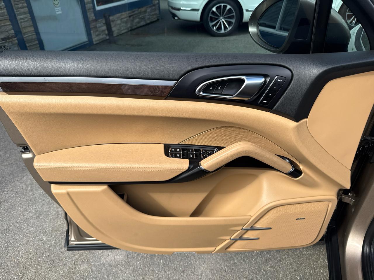 Porsche Cayenne AWD 4dr 2016