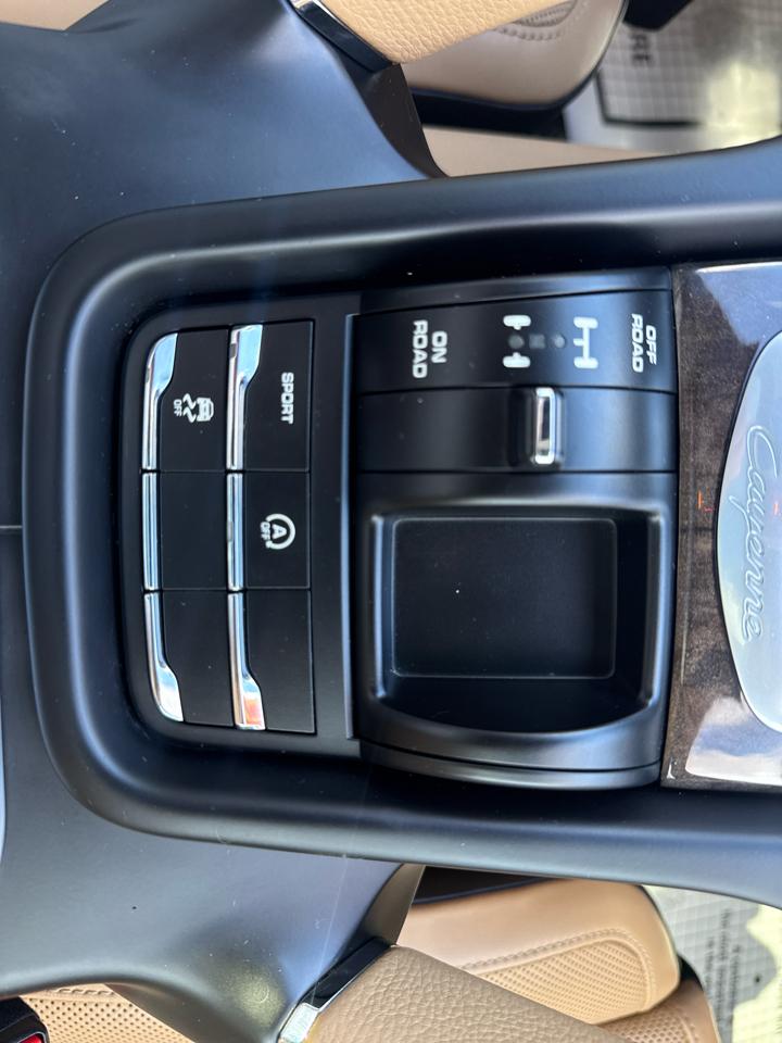 Porsche Cayenne AWD 4dr 2016