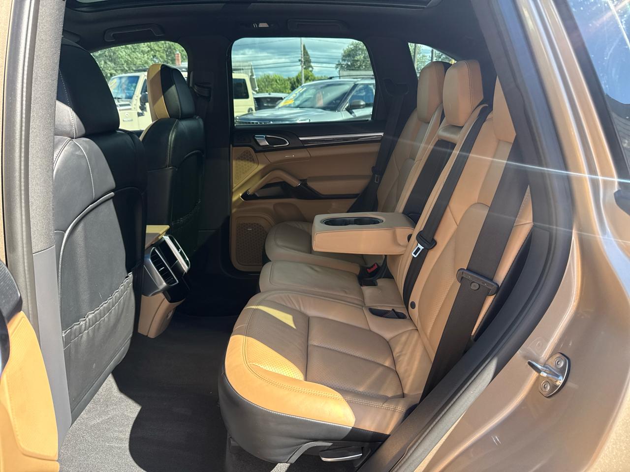 Porsche Cayenne AWD 4dr 2016