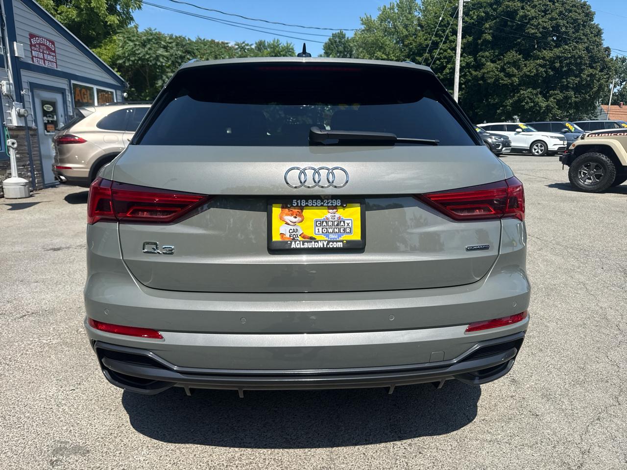 Audi Q3 S line Premium 45 TFSI quattro 2022