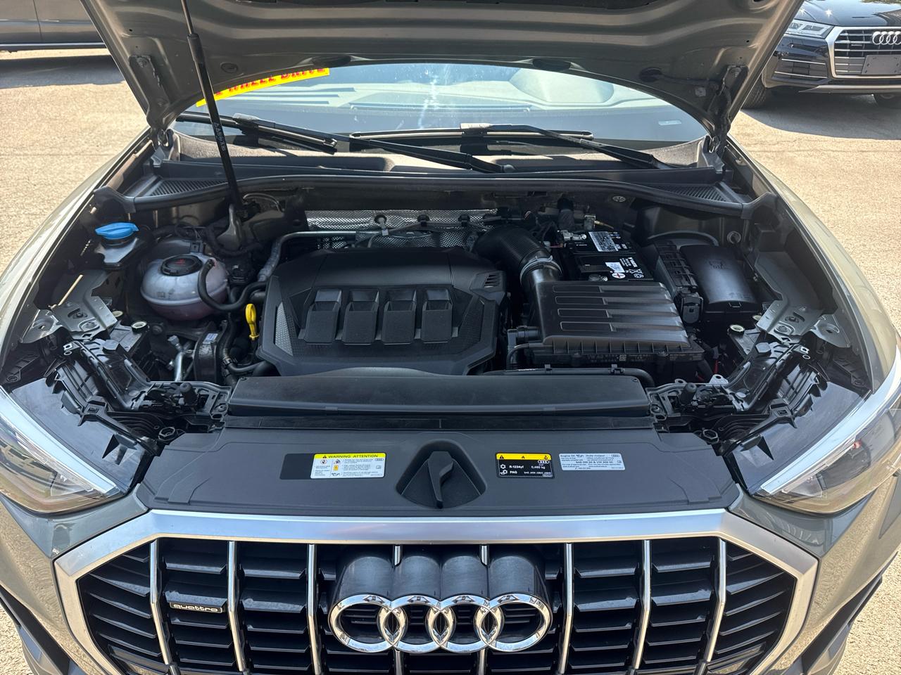 Audi Q3 S line Premium 45 TFSI quattro 2022