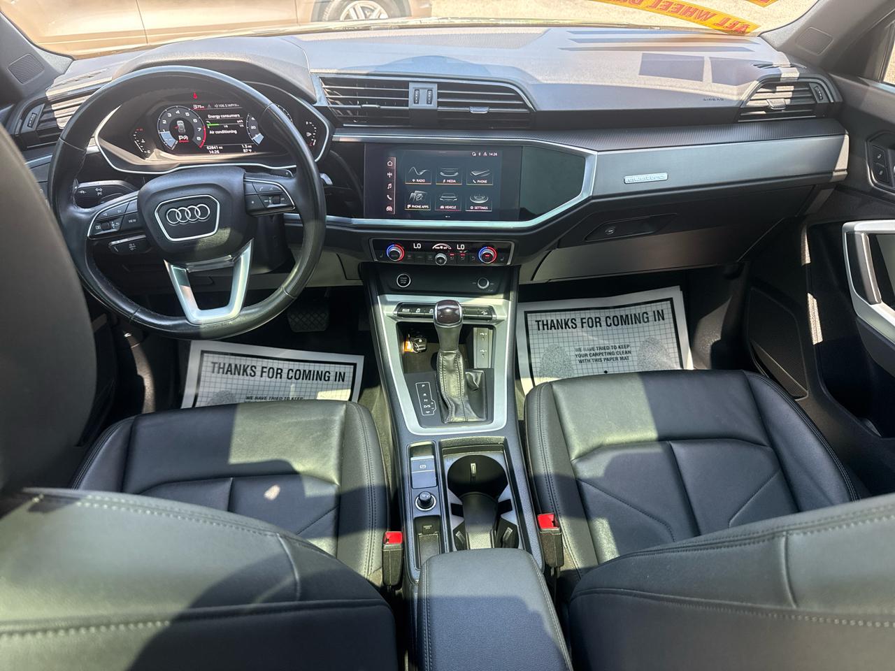 Audi Q3 S line Premium 45 TFSI quattro 2022