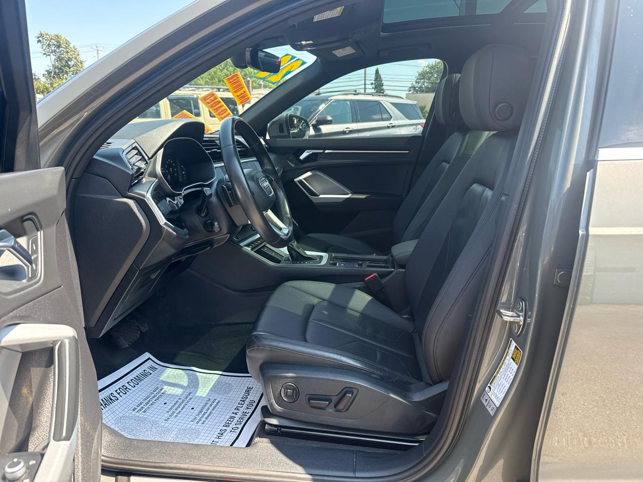 Audi Q3 S line Premium 45 TFSI quattro 2022