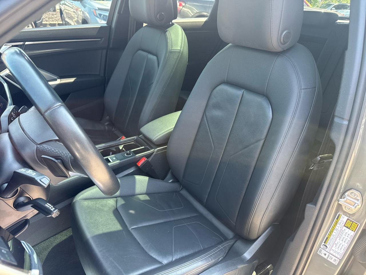 Audi Q3 S line Premium 45 TFSI quattro 2022