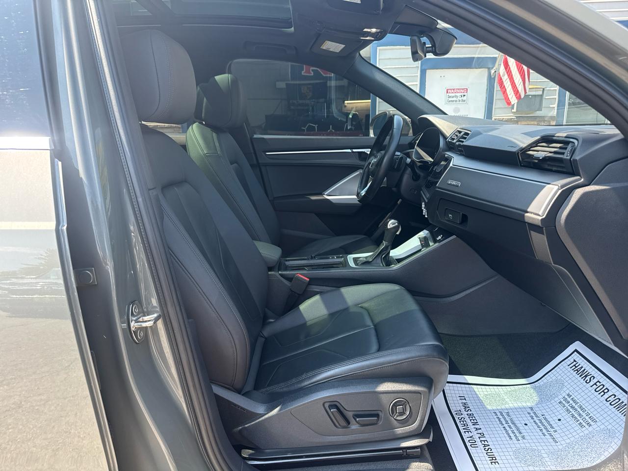 Audi Q3 S line Premium 45 TFSI quattro 2022