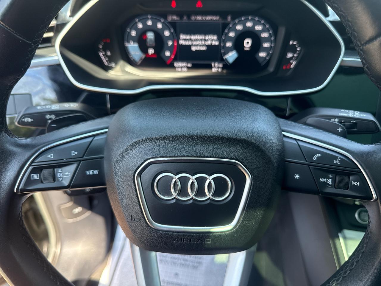 Audi Q3 S line Premium 45 TFSI quattro 2022