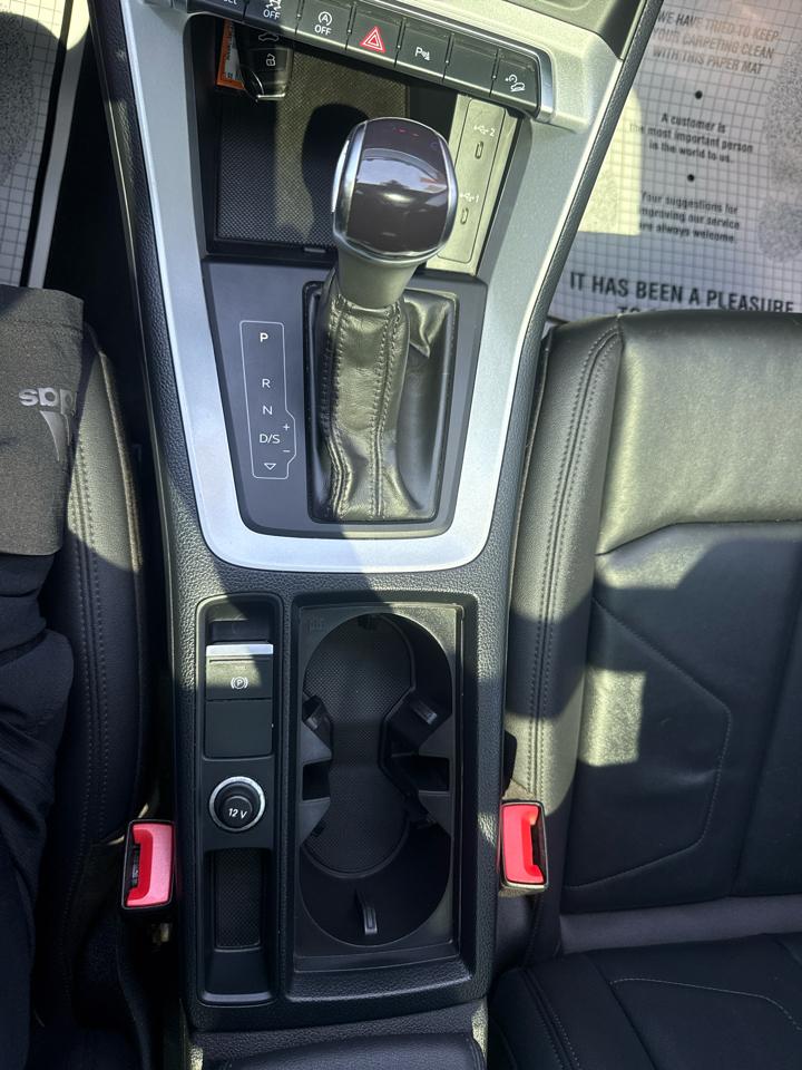 Audi Q3 S line Premium 45 TFSI quattro 2022