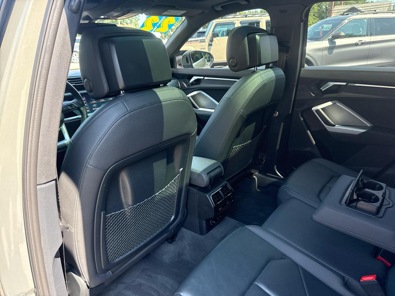 Audi Q3 S line Premium 45 TFSI quattro 2022