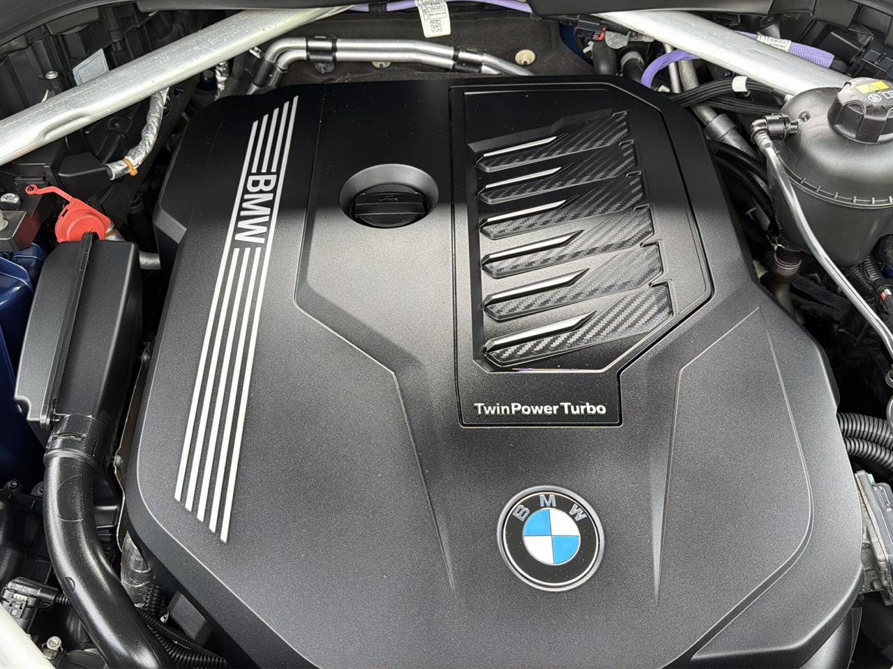 BMW X5 xDrive40i Sports Activity Vehicle 2021