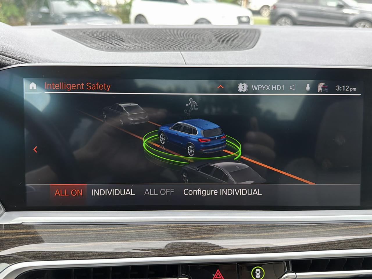 BMW X5 xDrive40i Sports Activity Vehicle 2021