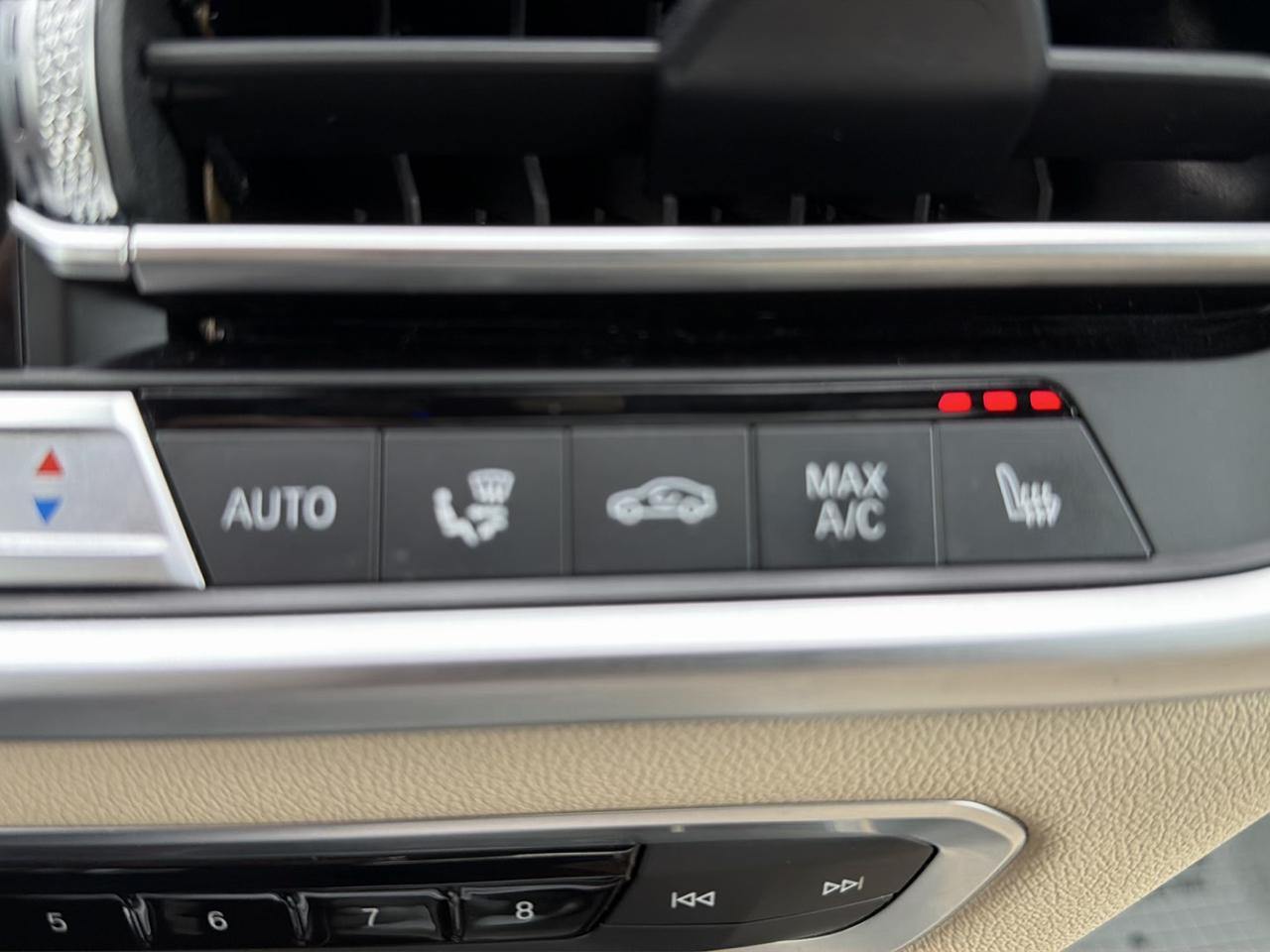 BMW X5 xDrive40i Sports Activity Vehicle 2021