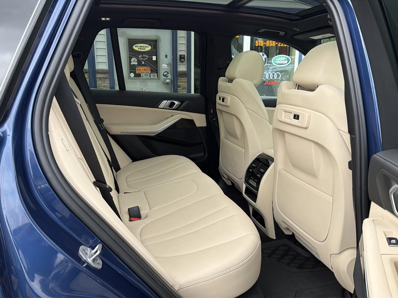 BMW X5 xDrive40i Sports Activity Vehicle 2021