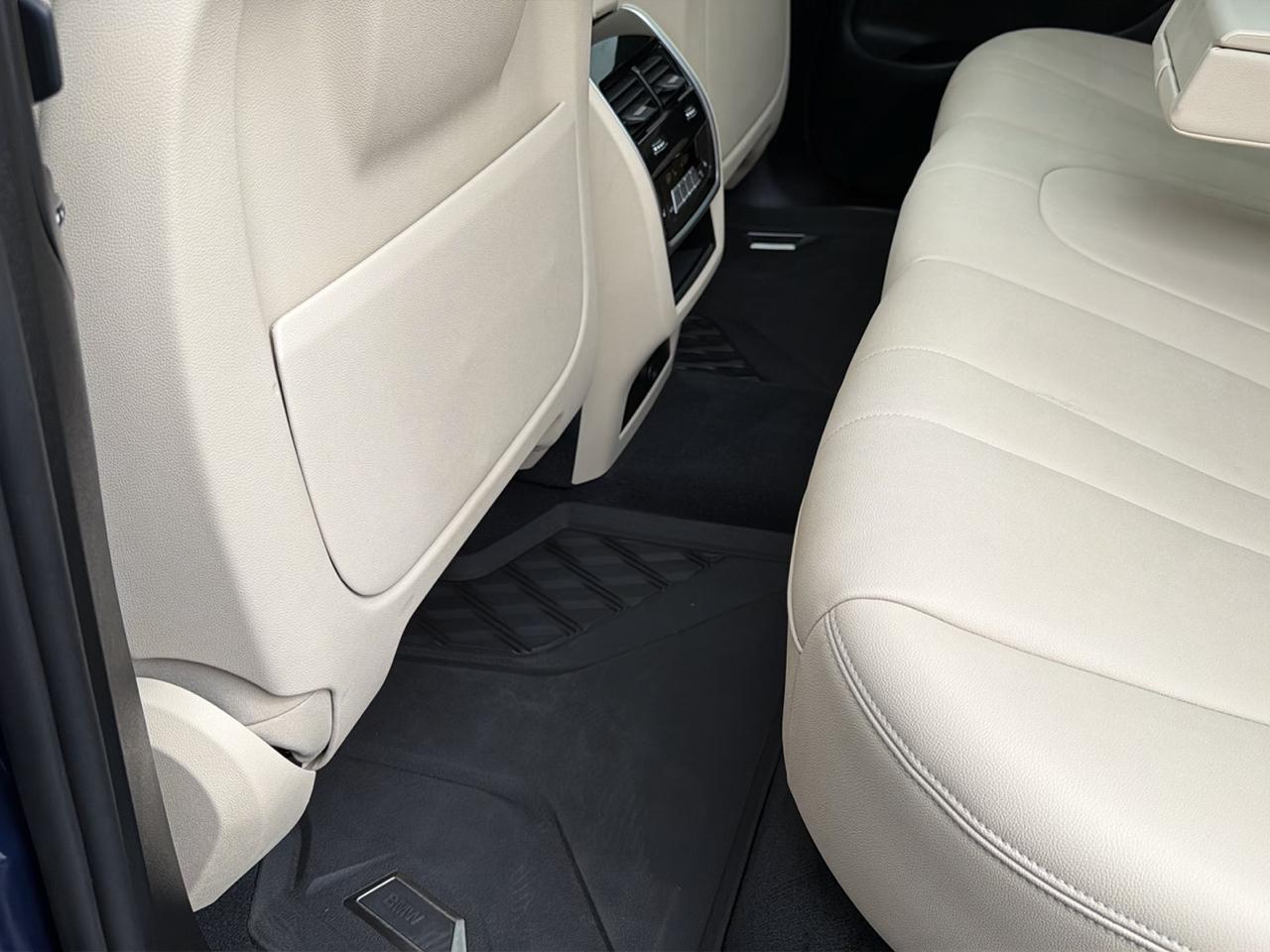BMW X5 xDrive40i Sports Activity Vehicle 2021