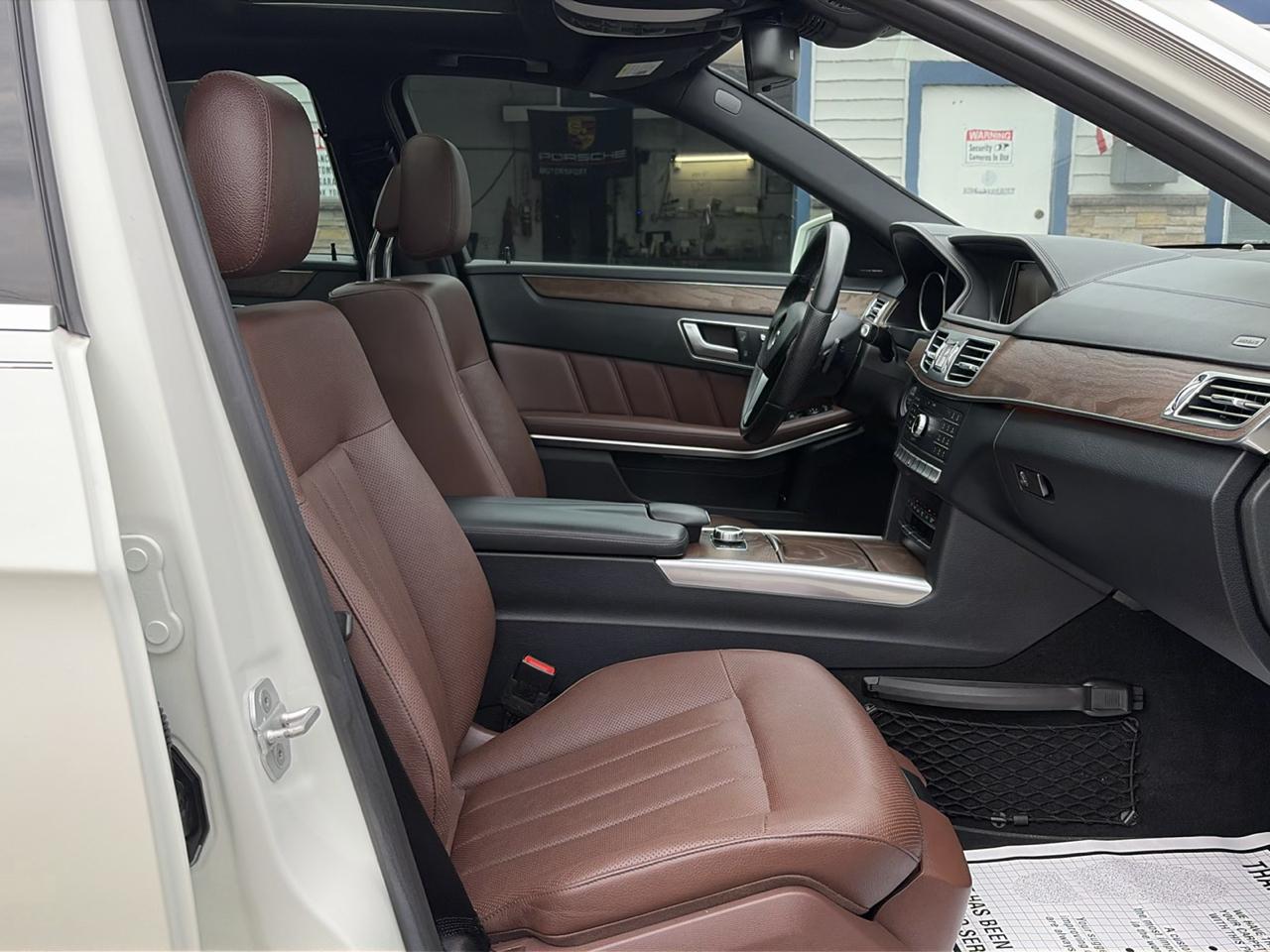 Mercedes-Benz E-Class 4dr Sdn E 400 4MATIC 2016
