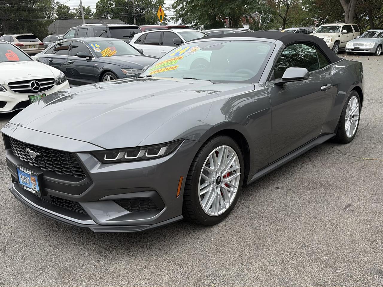 Ford Mustang EcoBoost Convertible 2024