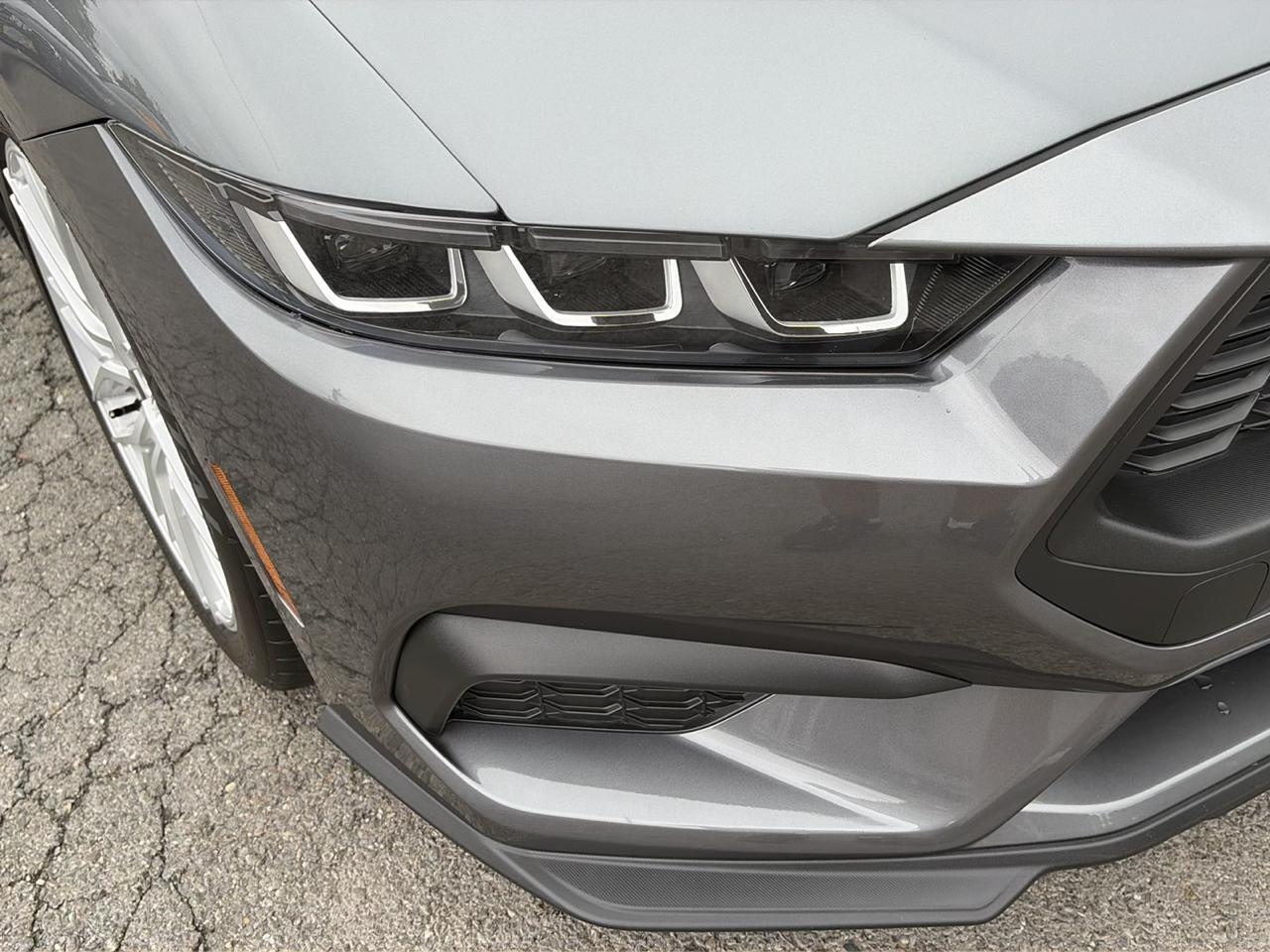 Ford Mustang EcoBoost Convertible 2024