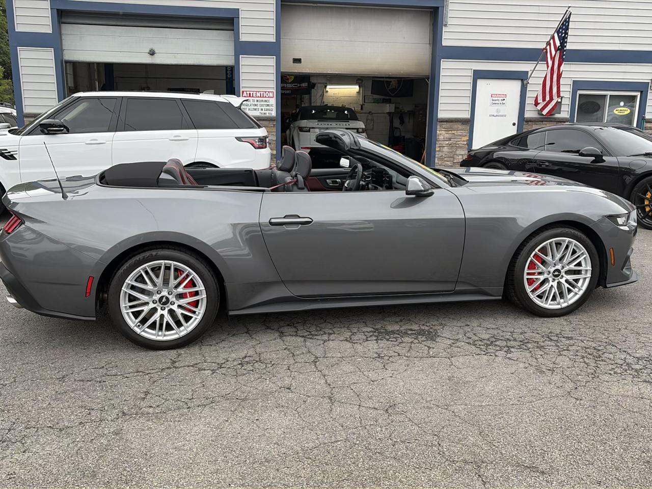 Ford Mustang EcoBoost Convertible 2024