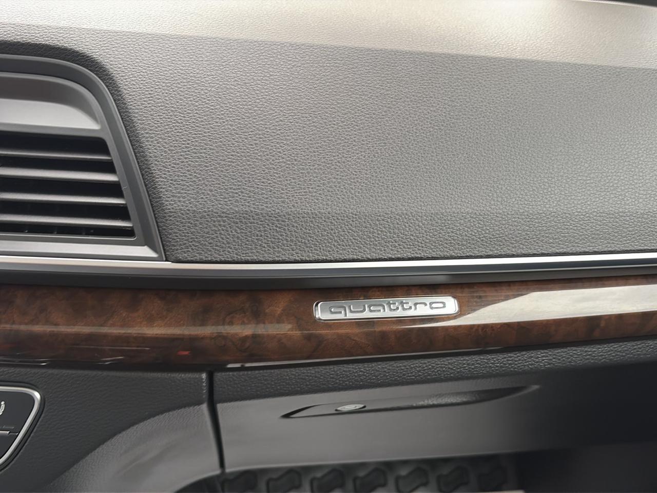 Audi Q5 2.0 TFSI Tech Premium Plus 2018