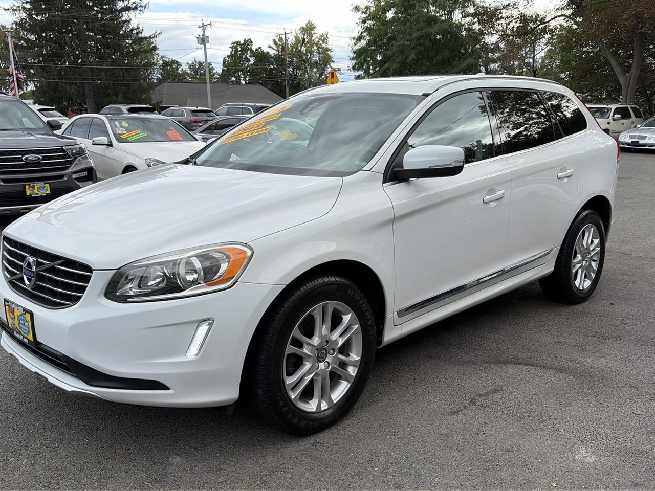 Volvo XC60 2015.5 AWD 4dr T5 2015