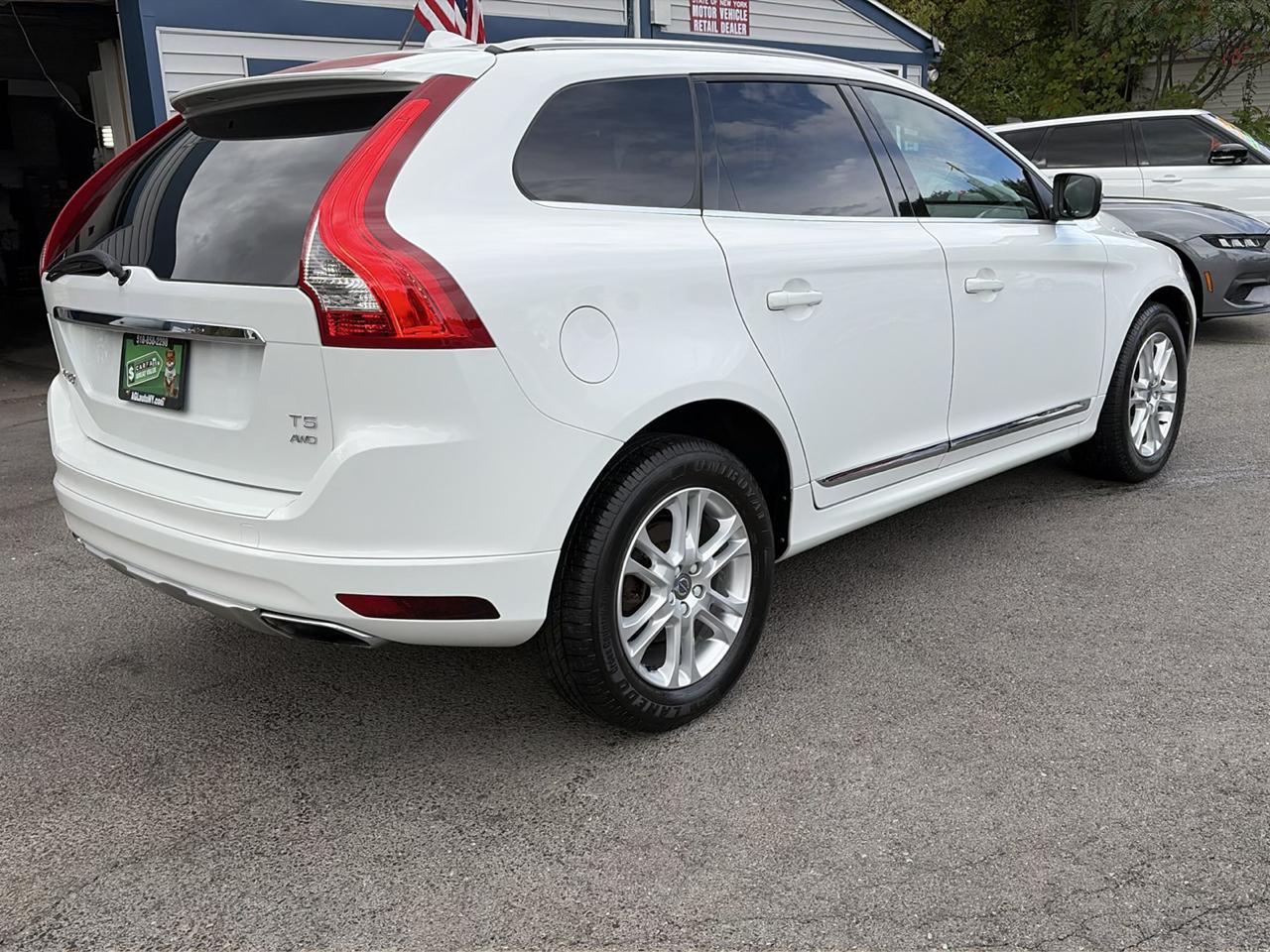 Volvo XC60 2015.5 AWD 4dr T5 2015