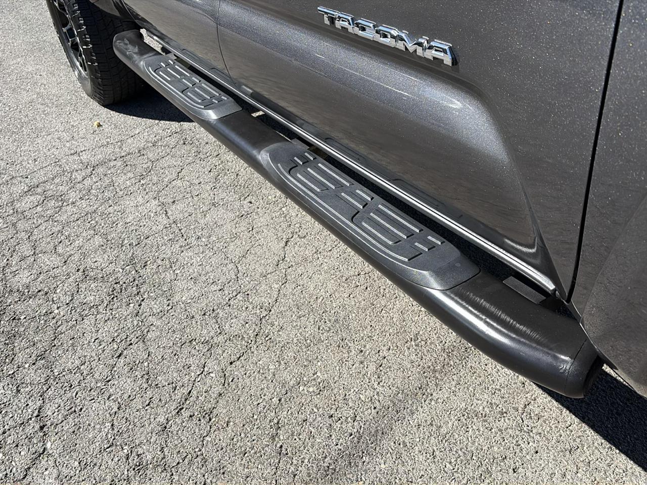 Toyota Tacoma 4WD TRD Sport Double Cab 6' Bed AT (Natl) 2020