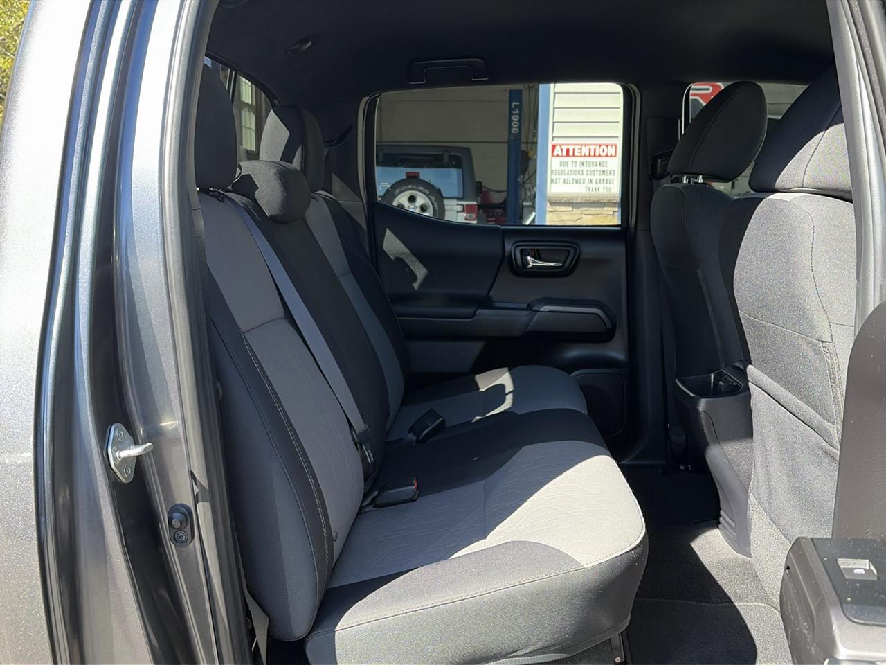 Toyota Tacoma 4WD TRD Sport Double Cab 6' Bed AT (Natl) 2020