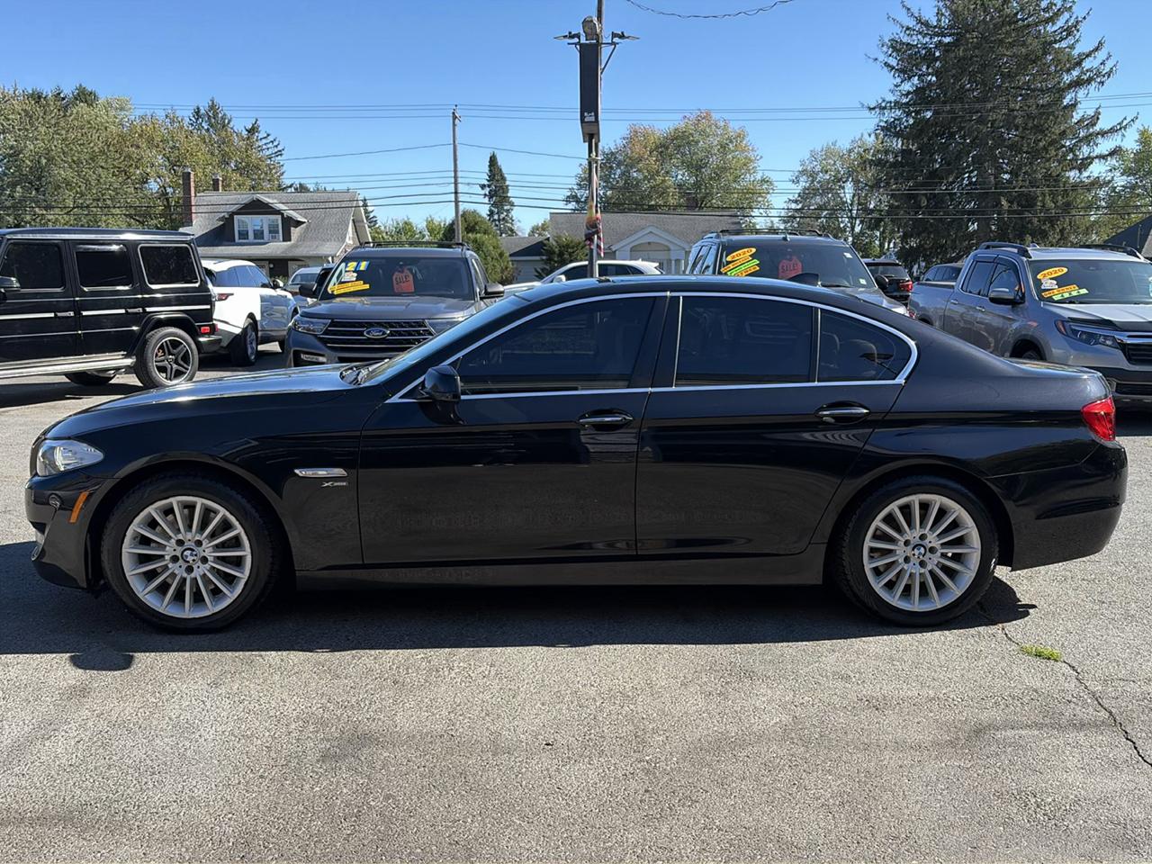 BMW 5 Series 4dr Sdn 535i xDrive AWD 2012