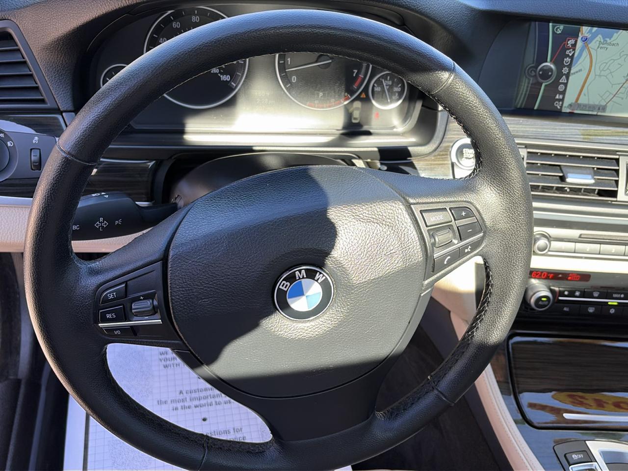 BMW 5 Series 4dr Sdn 535i xDrive AWD 2012