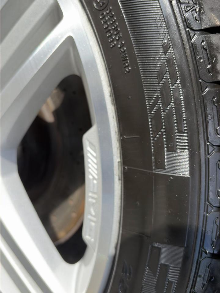 Mercedes-Benz S-Class 4dr Sdn 5.5L V8 RWD 2007