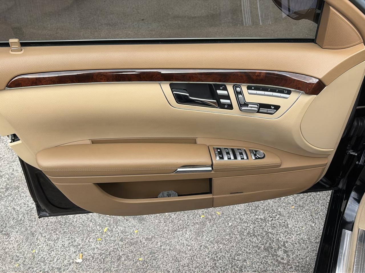 Mercedes-Benz S-Class 4dr Sdn 5.5L V8 RWD 2007