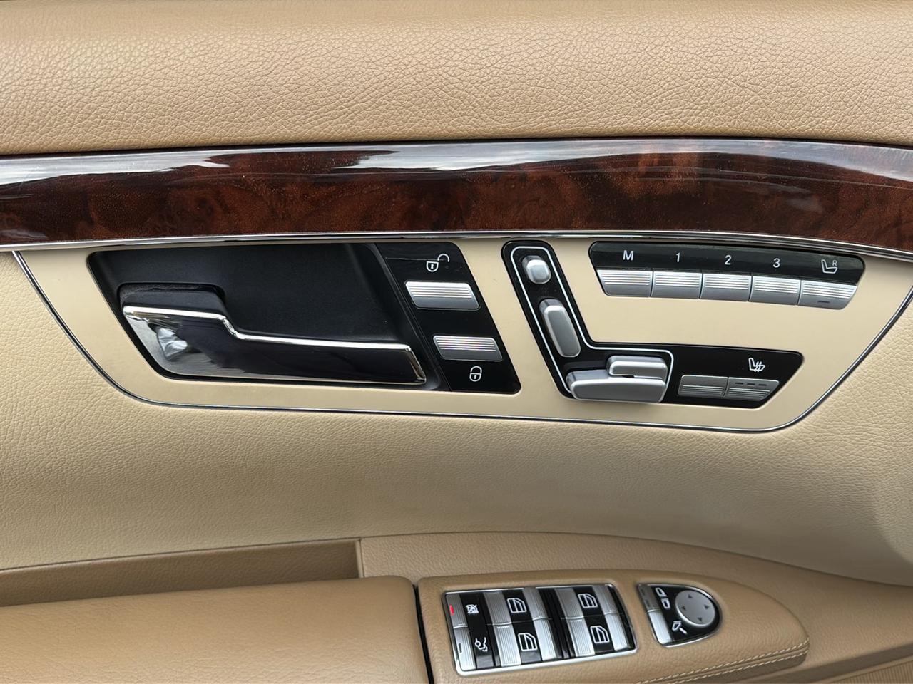 Mercedes-Benz S-Class 4dr Sdn 5.5L V8 RWD 2007
