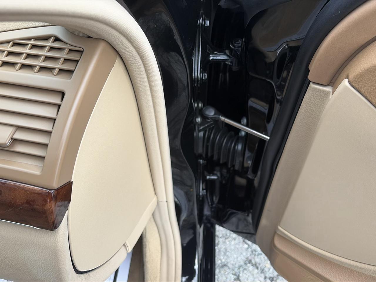 Mercedes-Benz S-Class 4dr Sdn 5.5L V8 RWD 2007